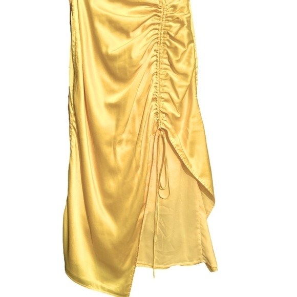 REVOLVE X superdown Kristie Ruched Midi Skirt Yellow Satin (Sample) size medium - Picture 8 of 9